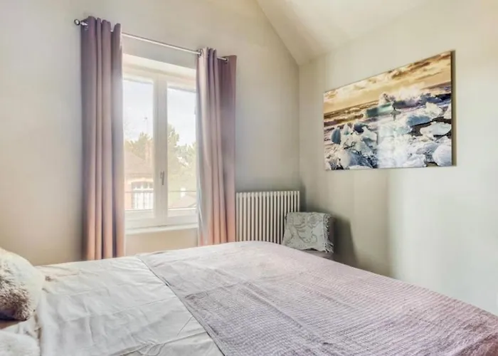 Maison De Charme Beaumont, Proche Deauville Дом отдыха *